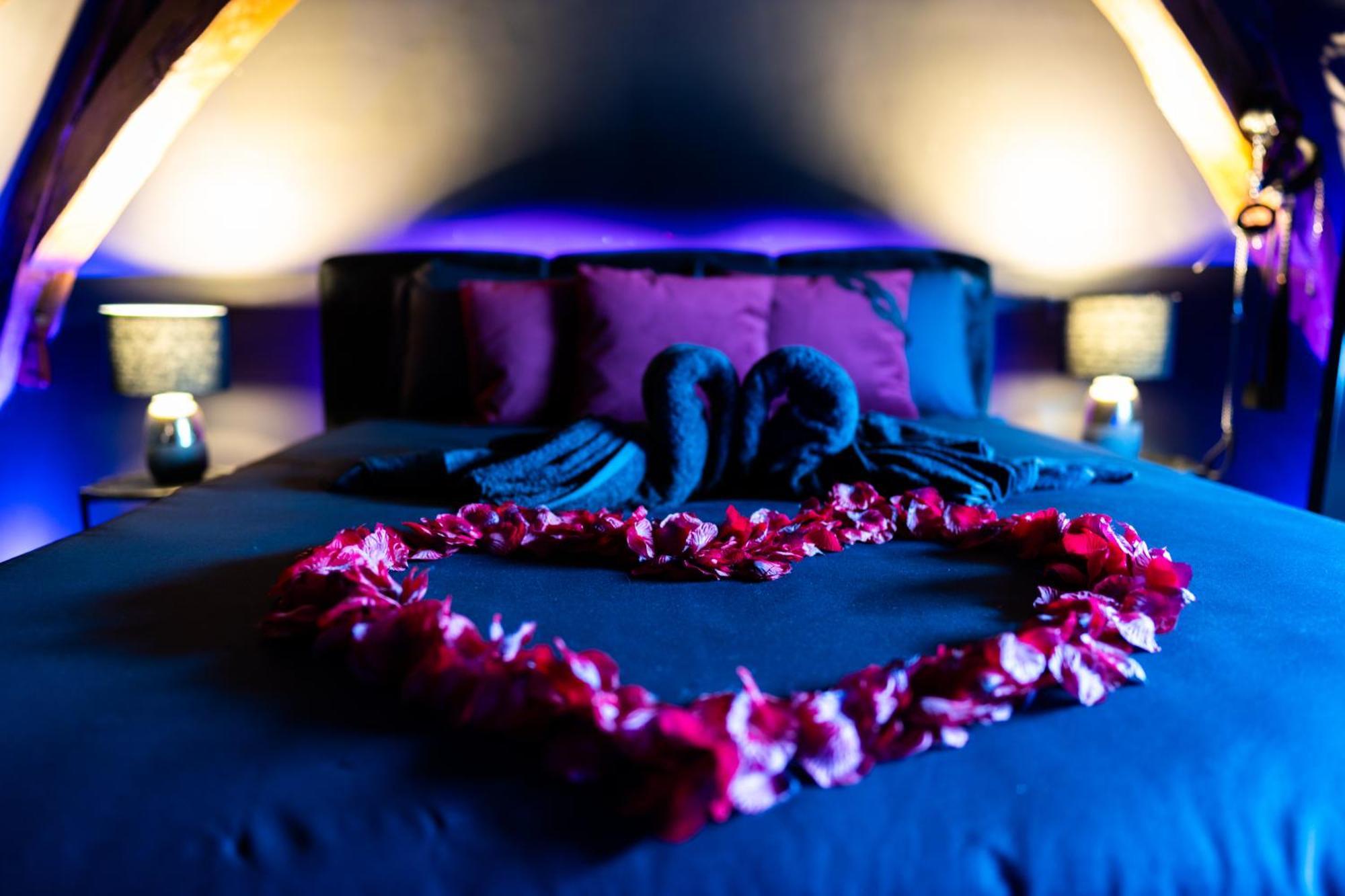 L'Evasion, Romantisme, Volupte & Jacuzzi Saumur Dış mekan fotoğraf